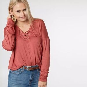 NWT Buckle Exclusive Billabong Anytime Lace Up Top | Stone Rose Pink | Medium